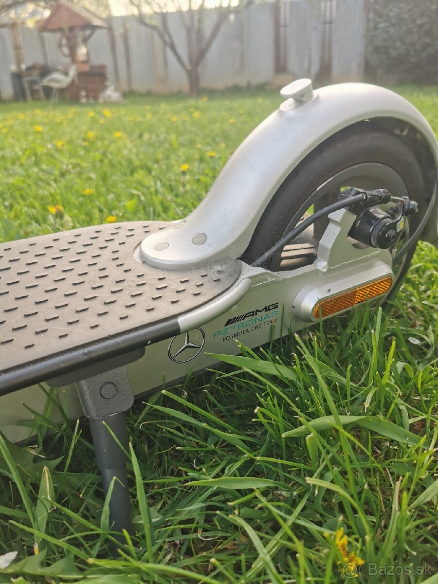 Elektrická koloběžka xiaomi pro 2 Mercedes F1 team edition - 7