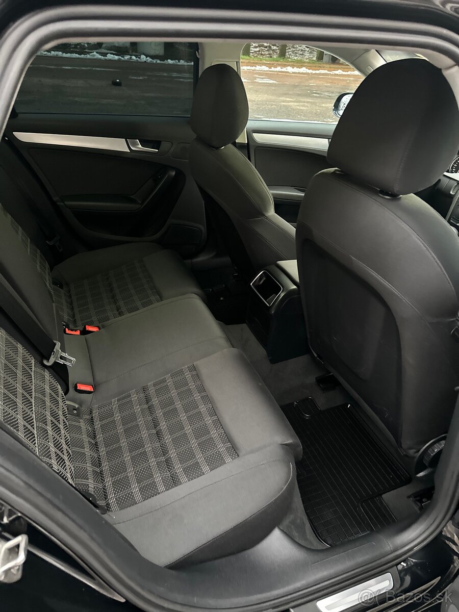 Audi A4 B8 2011 2.7 TDi 140kW - 7