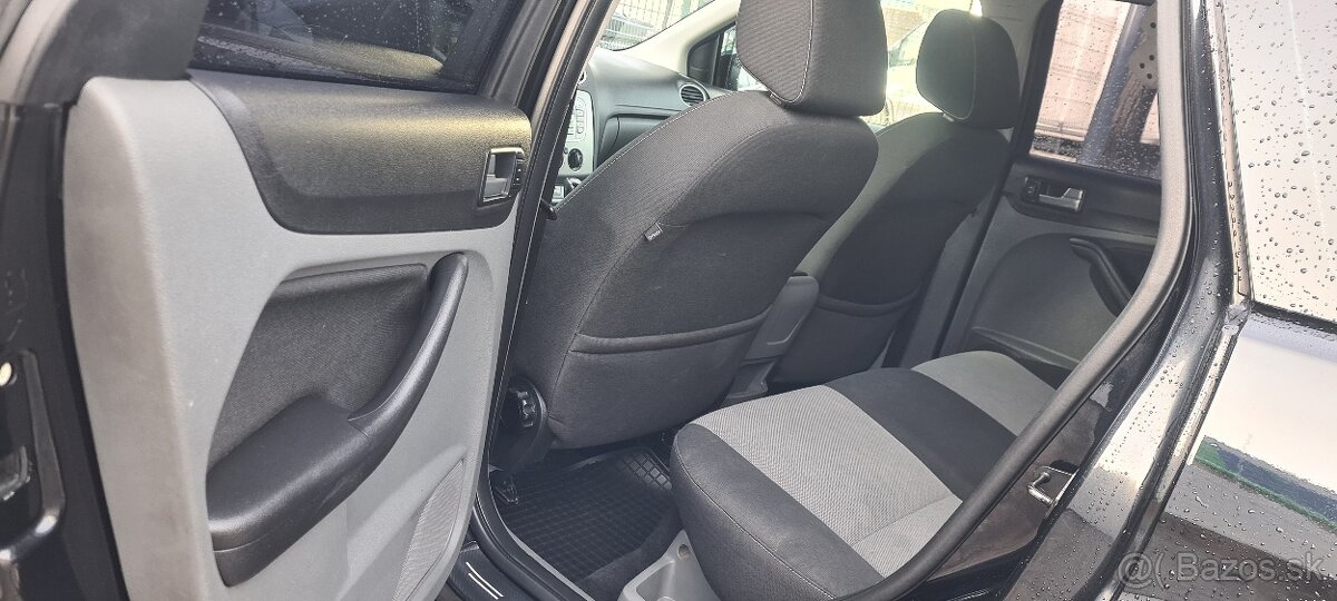 Predám Ford Focus Combi MK2 2.0 TDci - 7