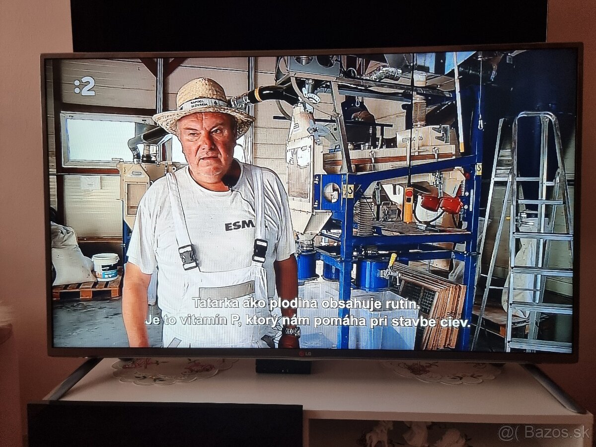 Predám LED TV LG 49LB550V Full HD - 7