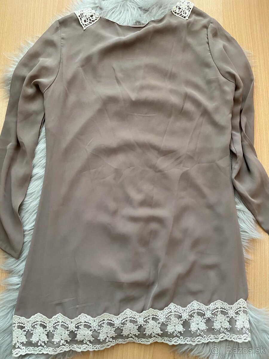 Dámska blúzka s čipkou - 7