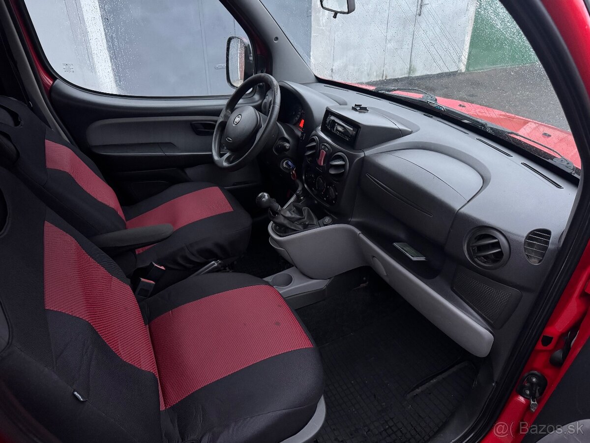 7 miestne Fiat doblo 1.3 jtd 2009 - 7