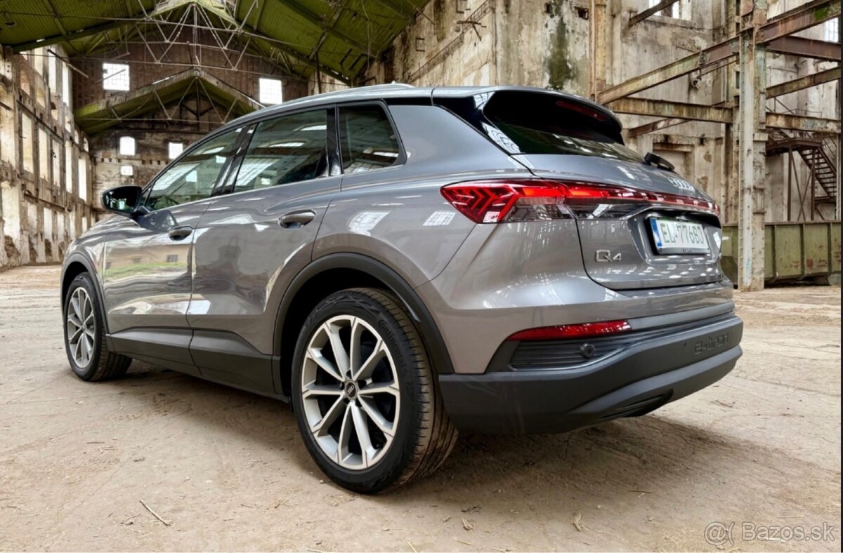 Audi Q4 e-tron - 7