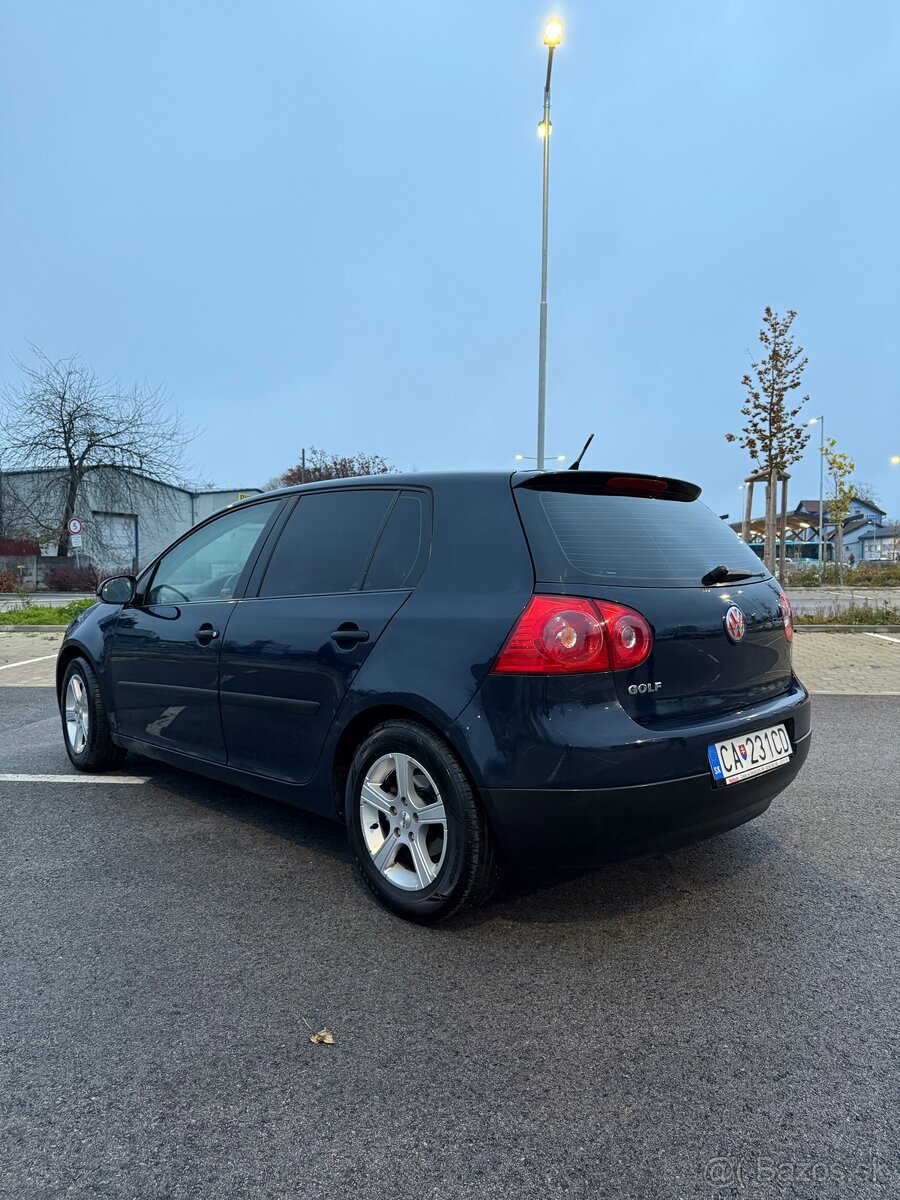 Volkswagen Golf - 7