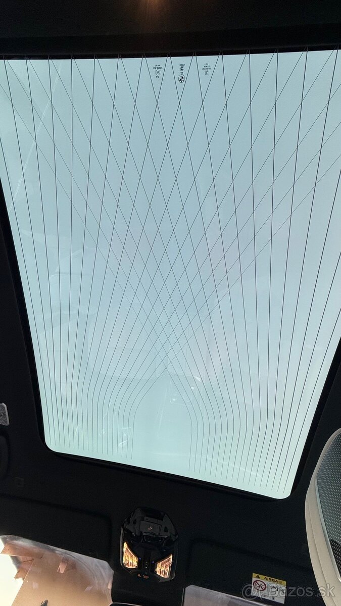 BMW i7 M70 xDrive - 7