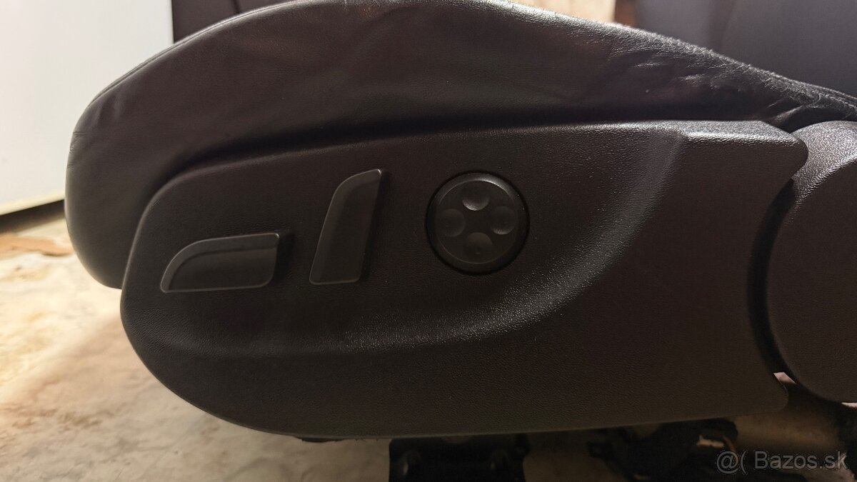 S-line sedačky Audi A4 B7 - 7