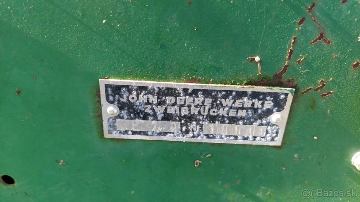 John Deere 330 Kombajn - 7