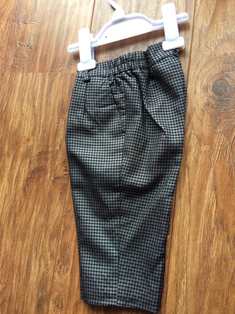 Predám kompletný oblek pre cca ročného chlapčeka - 7