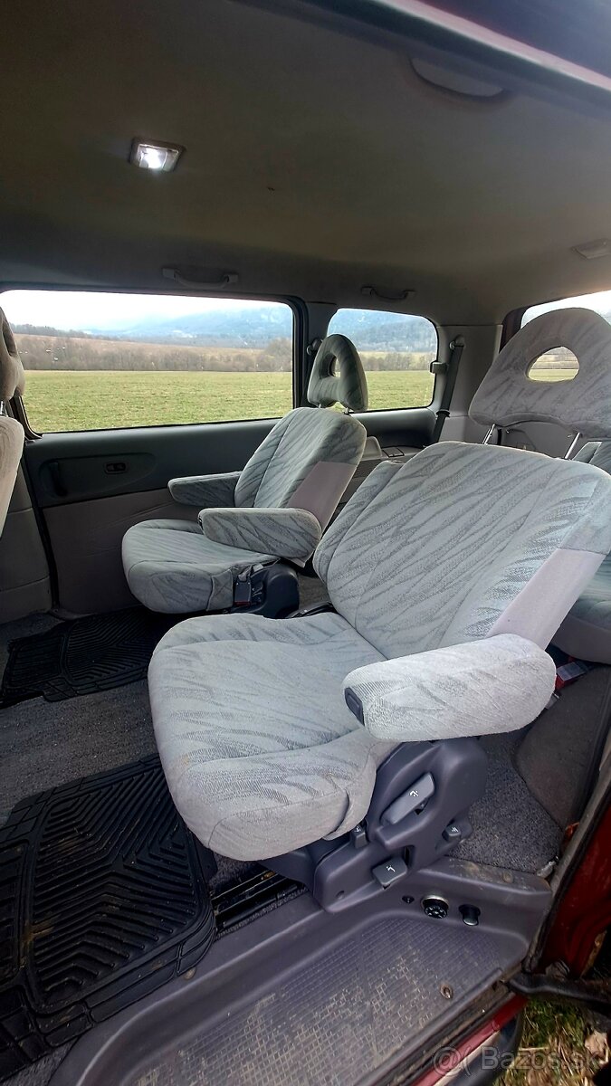 Mitsubishi L400 Space Gear - 7