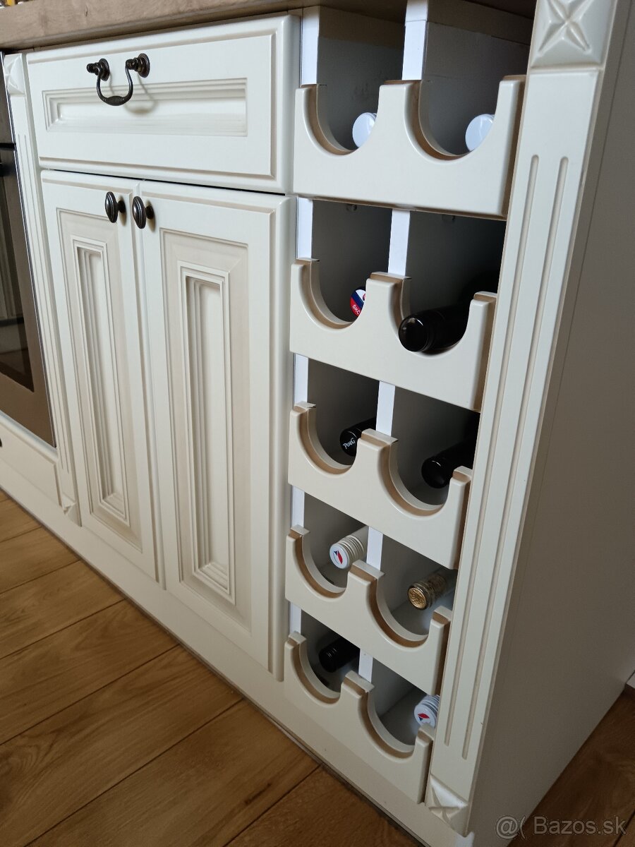 Kuchynská linka - 7