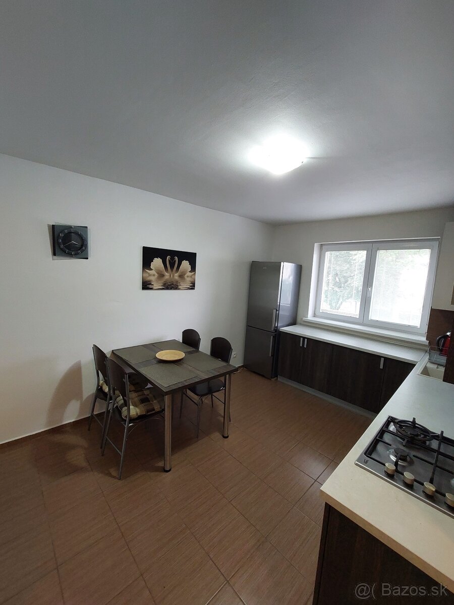 2 izb byt na prenájom Ružinov - 7