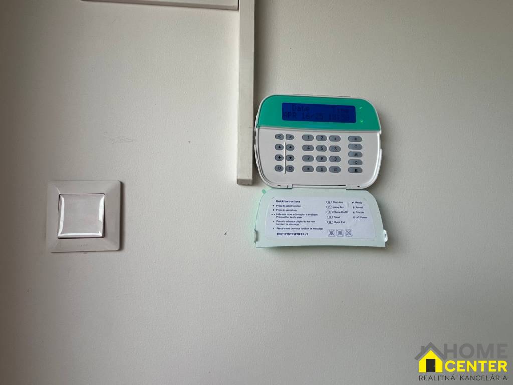 RETRVOVANÁ veľkorozmerná garáž, Okružná cesta, Komárno - 7