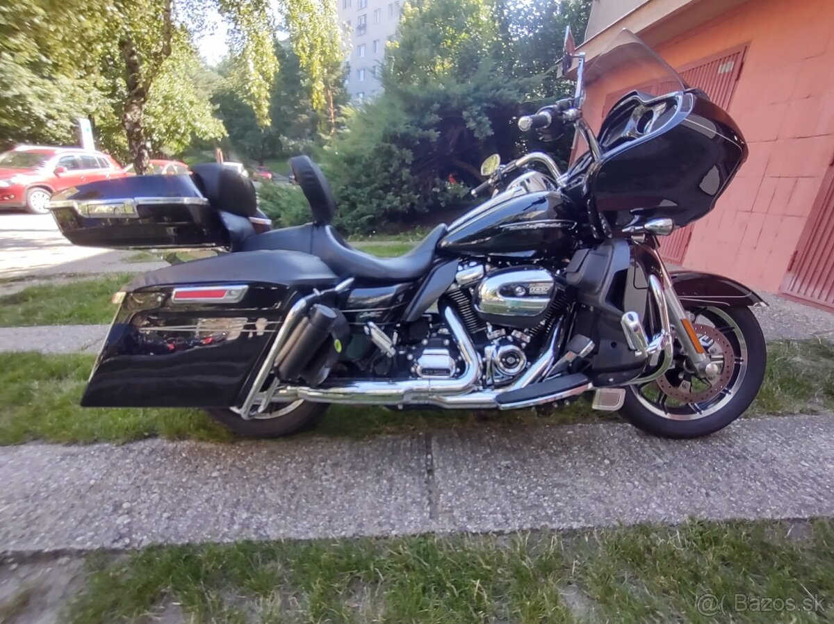 Harley Davidson Road Glide - 7