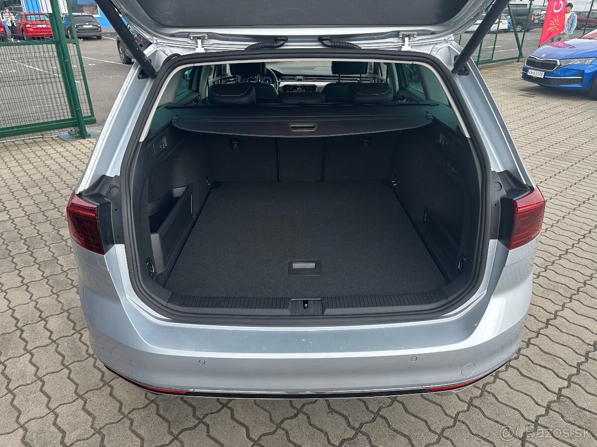 Volkswagen Passat Variant 2.0 TDI R-Line 4Motion DSG - 7
