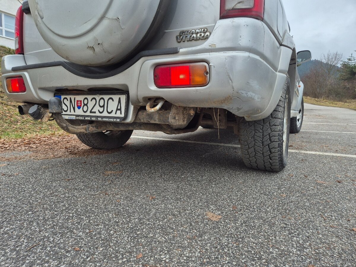 Suzuki Grand Vitara XL7 2.0HDi - 7