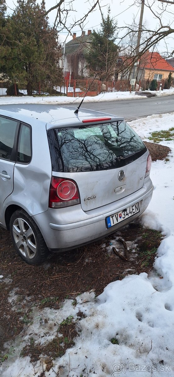Predám VW polo 1.4 55kw rv.2006 - 7