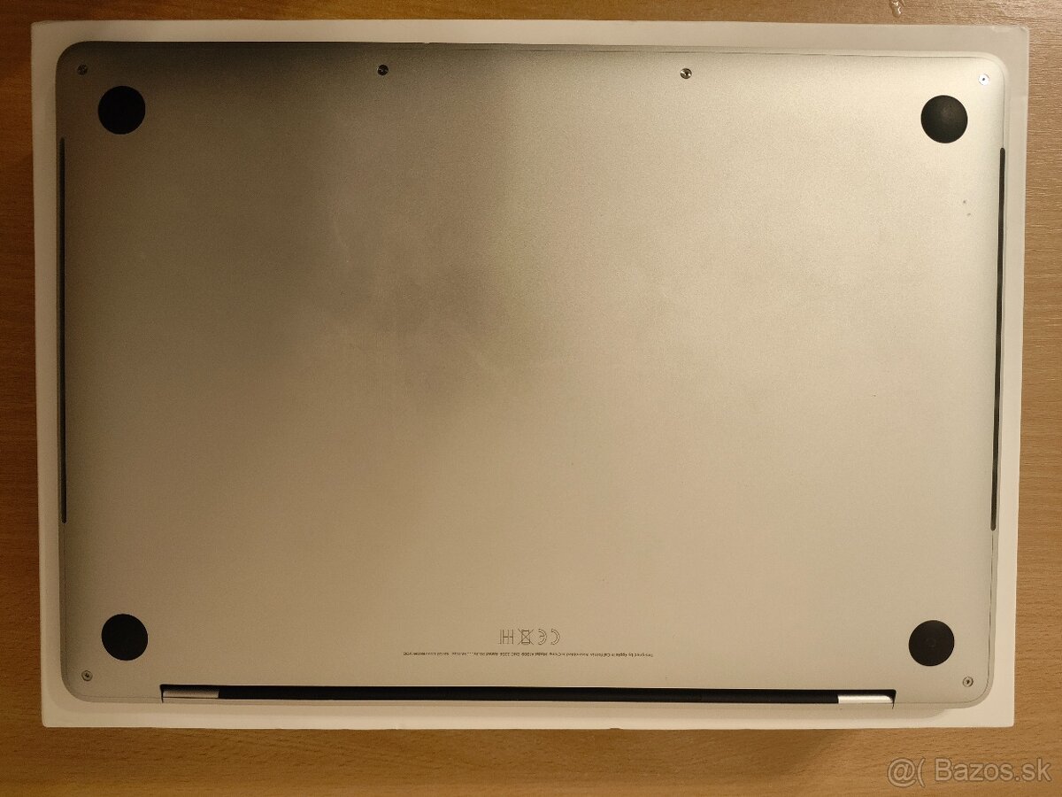 MacBook Pro 2019 | i5 • 8GB • 256GB SSD - 7