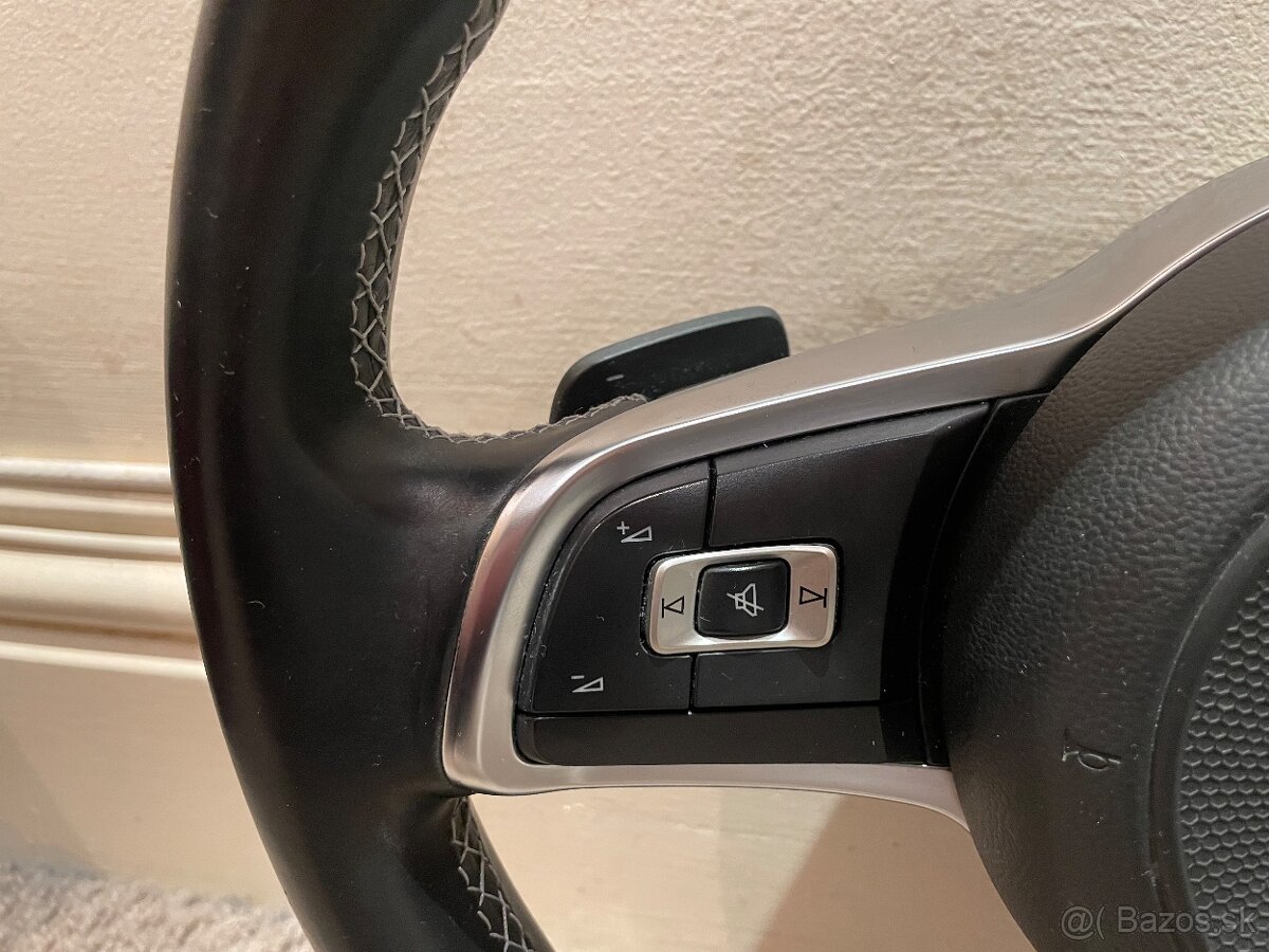 VW Multifunkcny sportovy volant r line F1 - 7