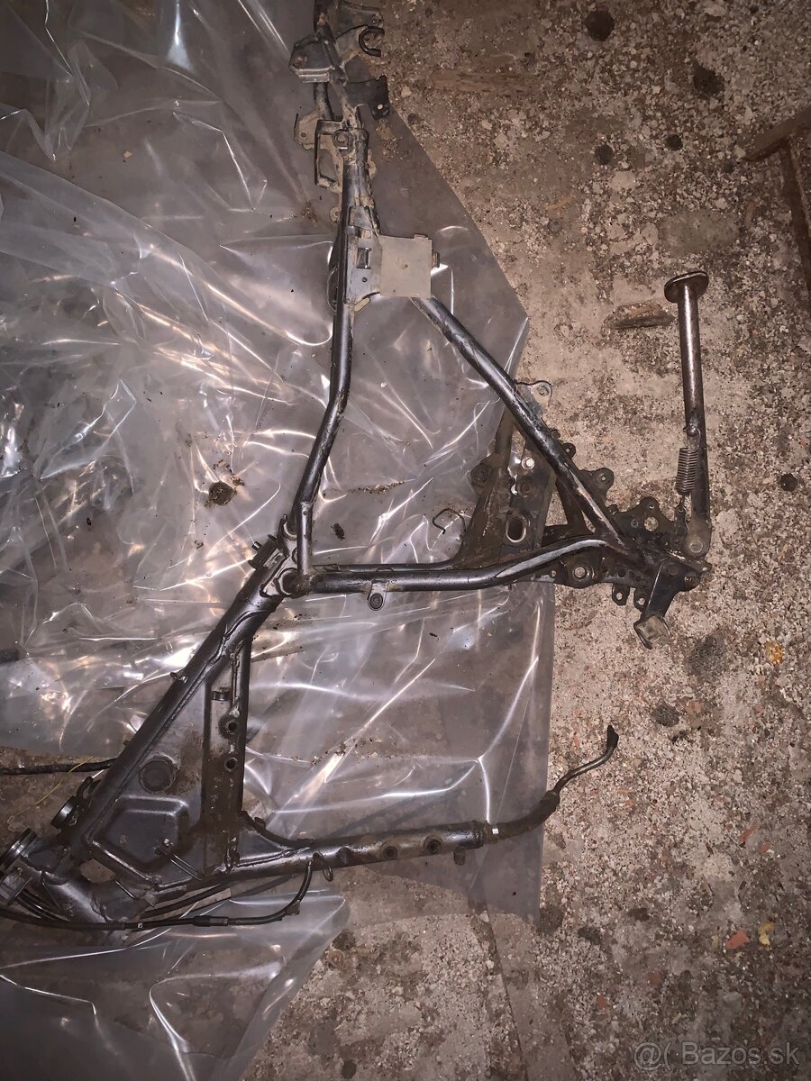 Nahradne diely yamaha xt600e - 7