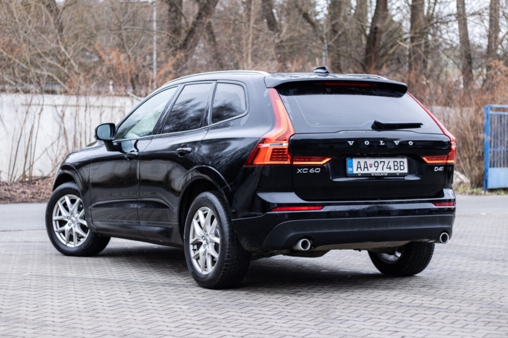 Volvo XC60 D4 Momentum, 140kW (2019) - 7
