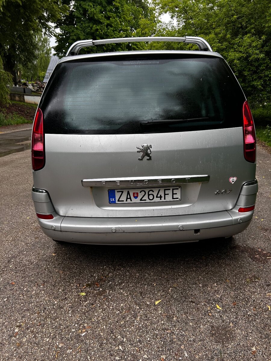 Peugeot 807 - 7