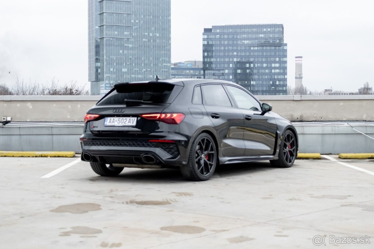 Audi RS3 2.5 TFSI - 7