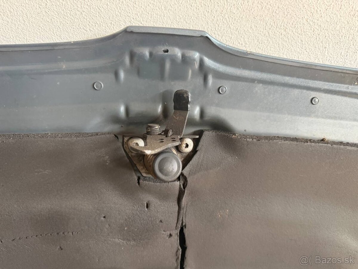 Originálna kapota BMW E60 2011 – A85 - 7