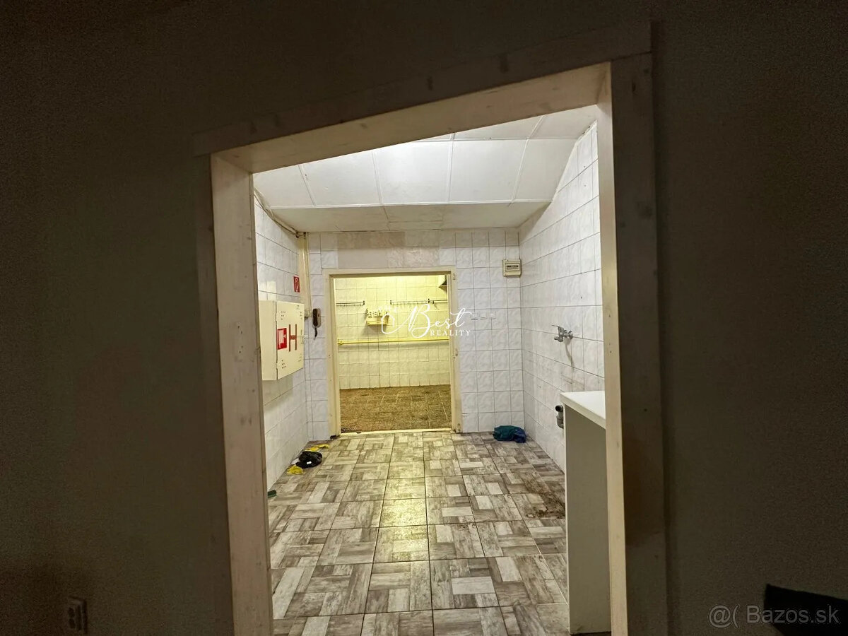 Prenájom obchodného priestoru OD Máj - 7