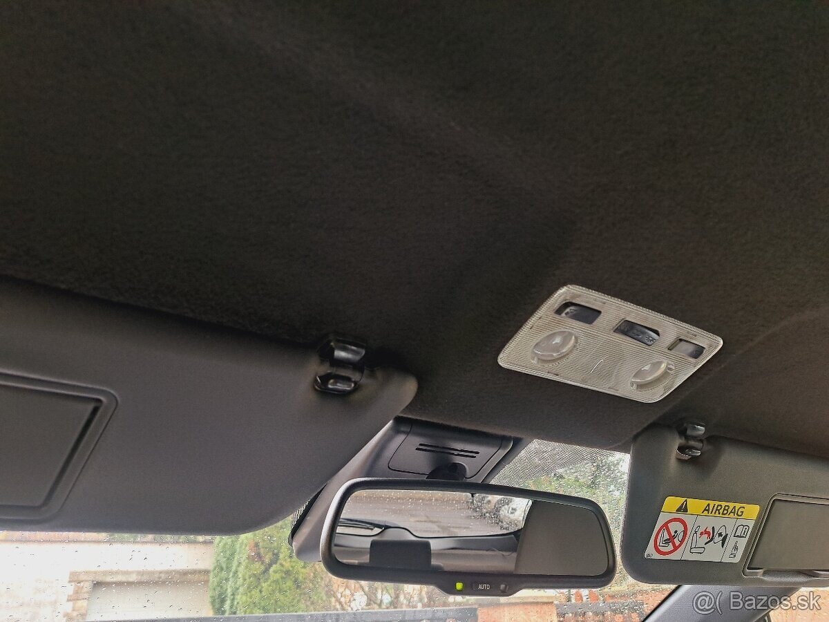 Toyota Yaris Hybrid 2018 Facelift 4-valec - 7