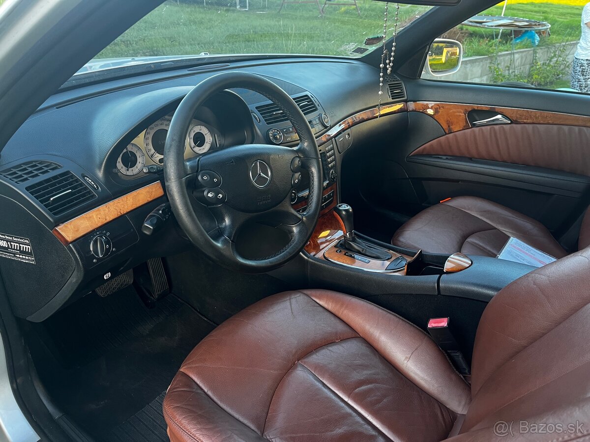 Predám Mercedes Benz E320cdi - 7