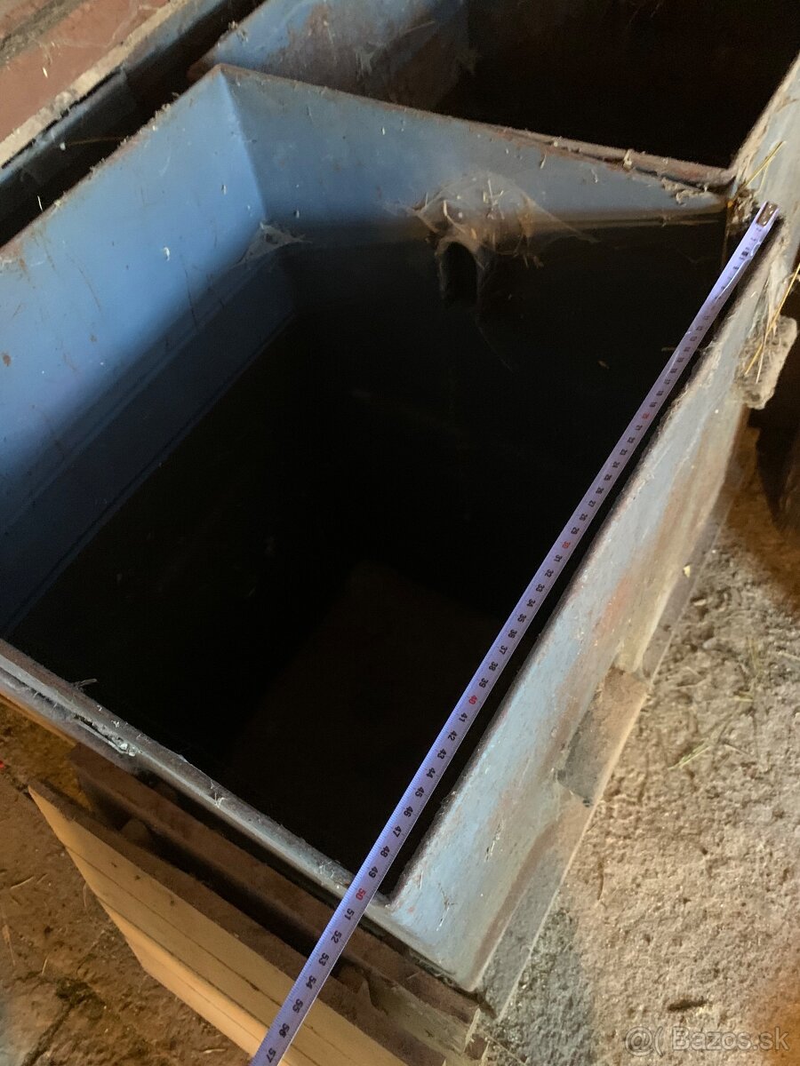 Plechové nádoby na obilie - 7