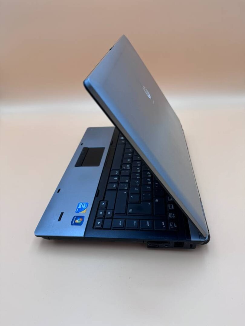 Notebook 14" HP.Intel i5-M520 2x2,40GHz.8gb ram.240gb SSD - 7