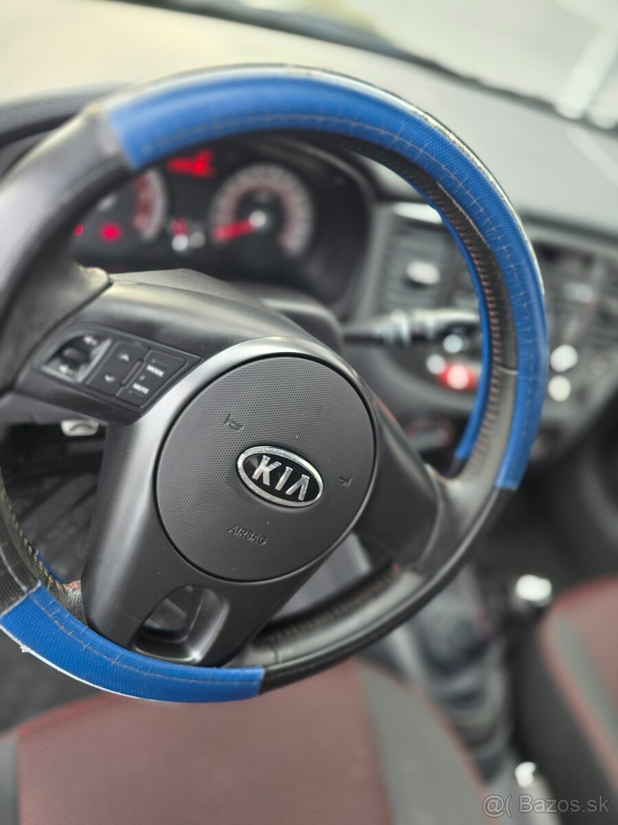 Predam kia rio 1.5crdi sport - 7