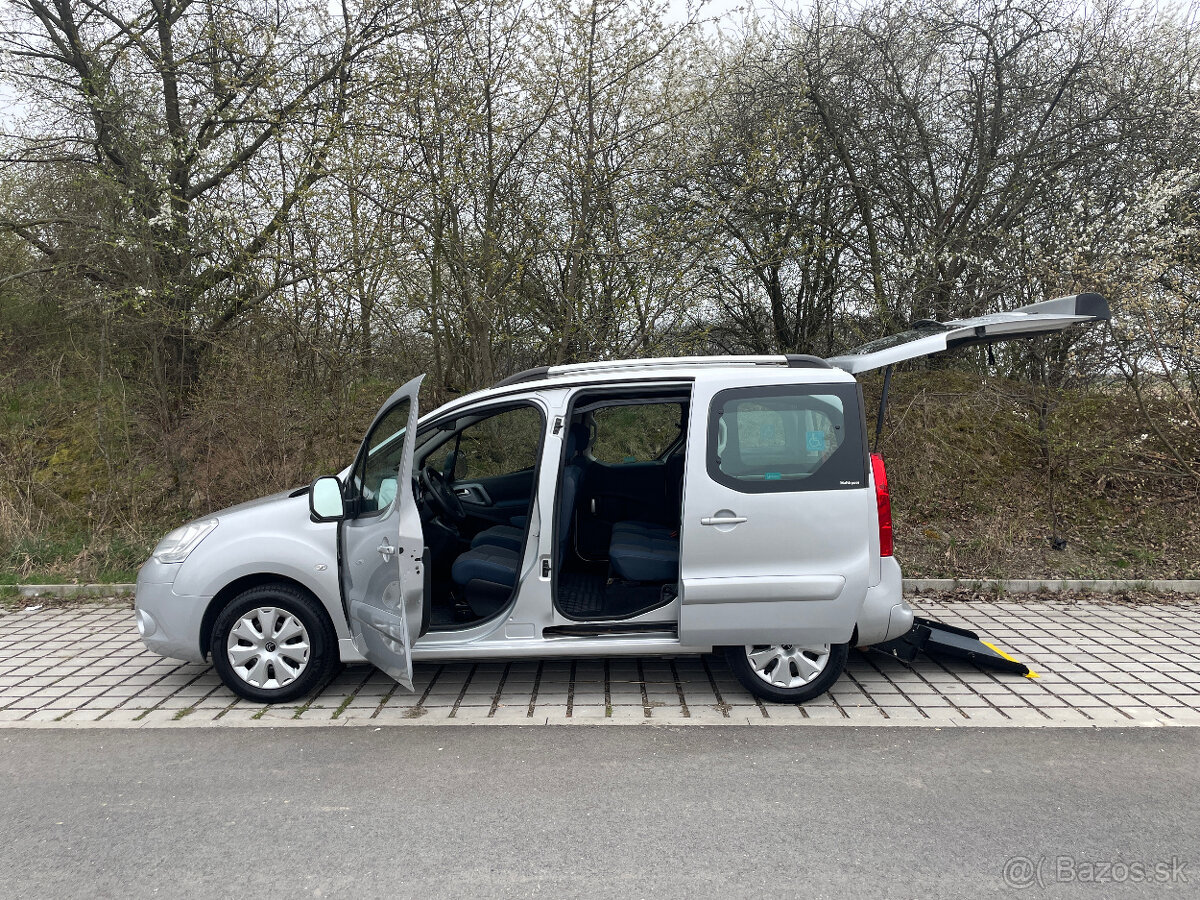Citroën Berlingo: plošina pro převoz vozíčkáře - 7