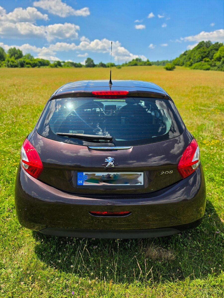 Peugeot 208/ 1.2 / 60kW/ M5 - 7