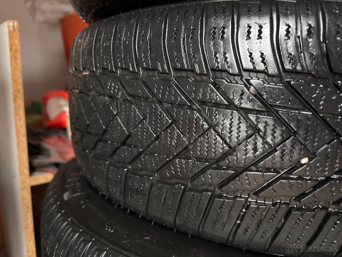Originál hliníkové Alu disky + pneu R15 škoda 5x100 - 7