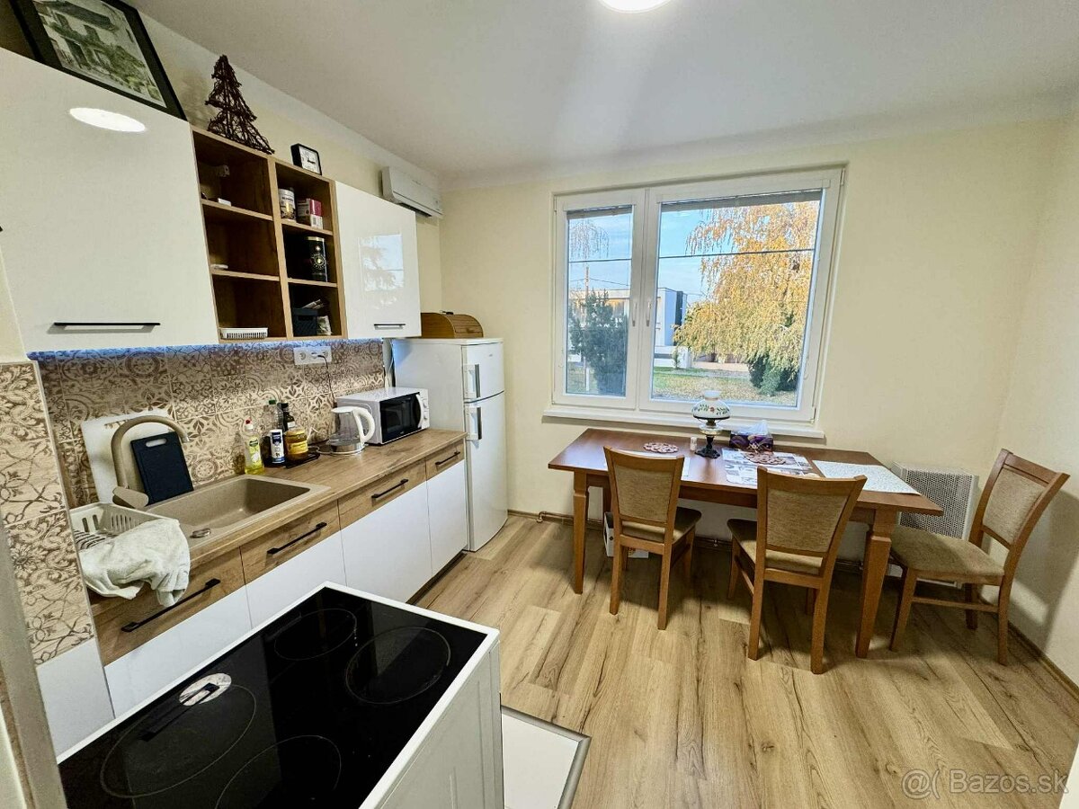 Predám moderný 4i dom v lokalite Kolárovo - 7