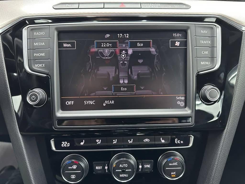 Passat Variant (Combi) GTE Elegance Full LED 160kW Virtual - 7