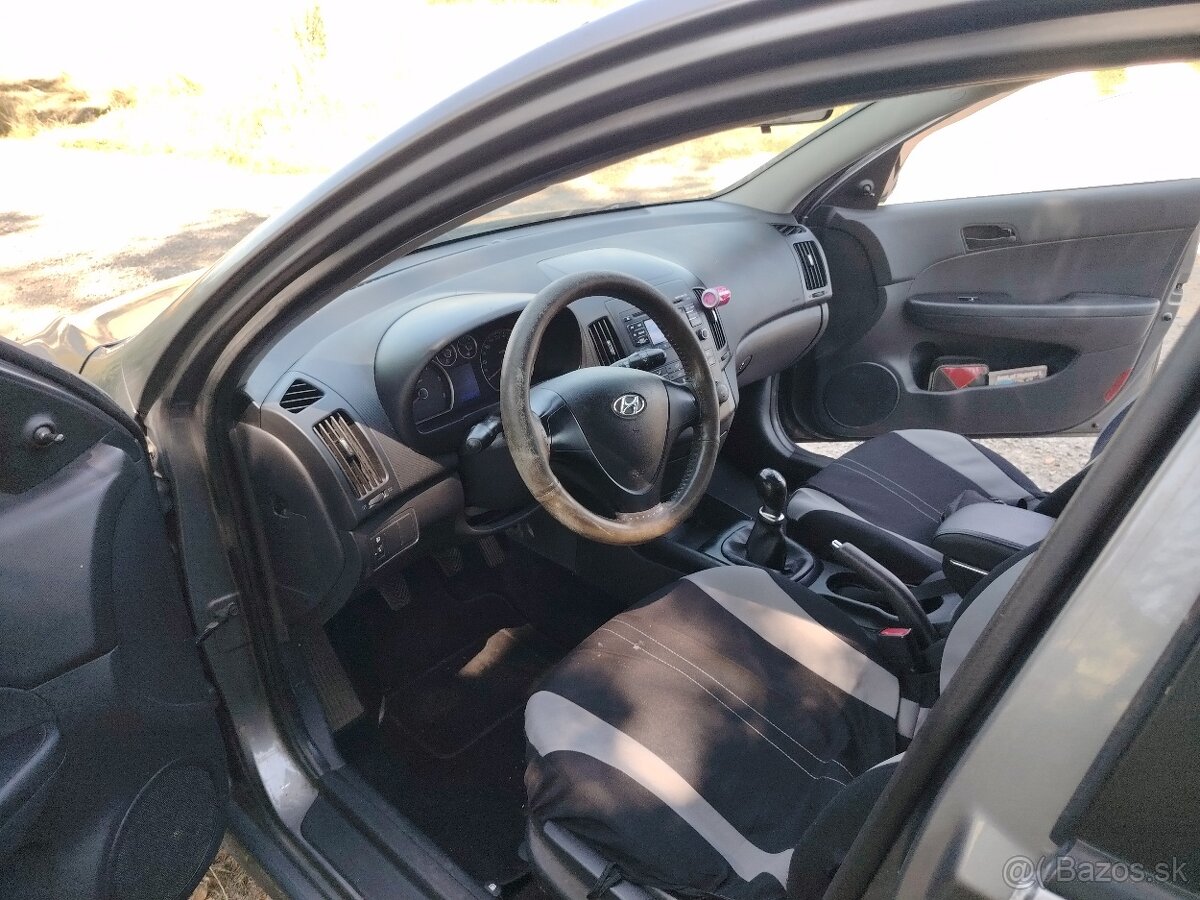 Hyundai i30 cw 1.6crdi - 7