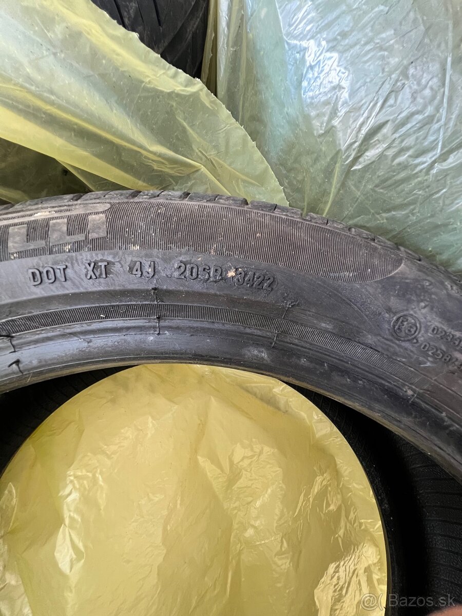 Pirelli 245/45 275/40 r18 - 7