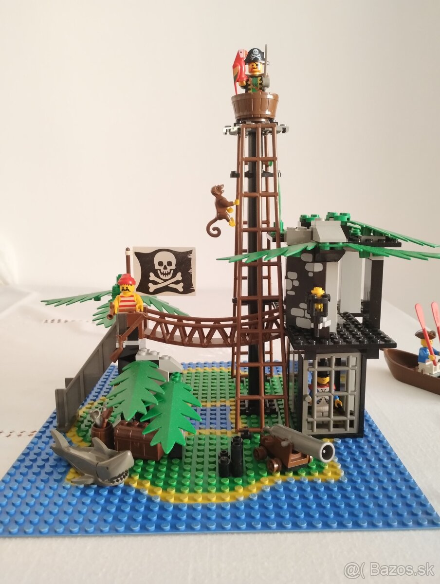 LEGO Pirates 6270 Forbidden Island - 7