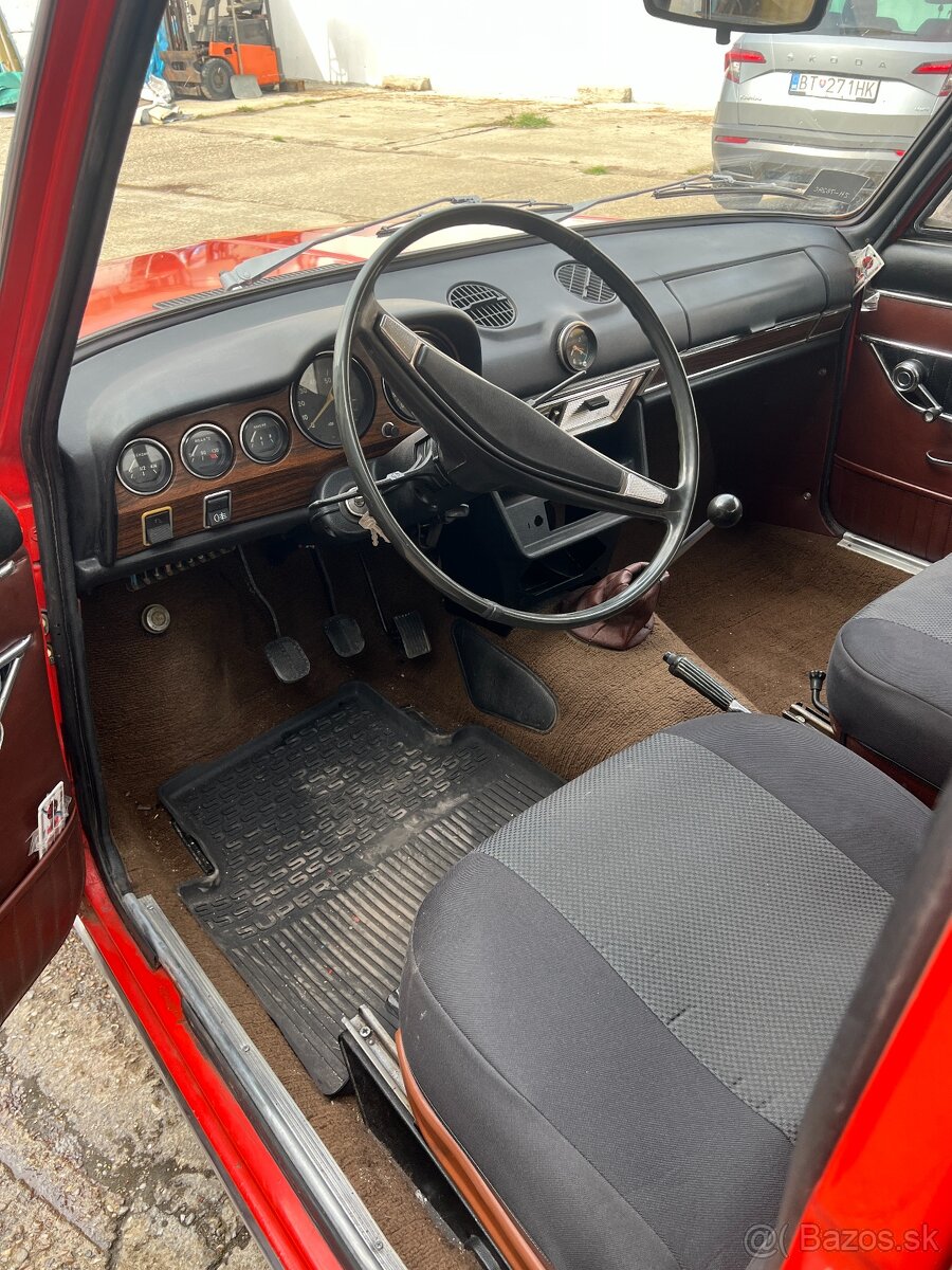 Lada 2103 1500 - 7