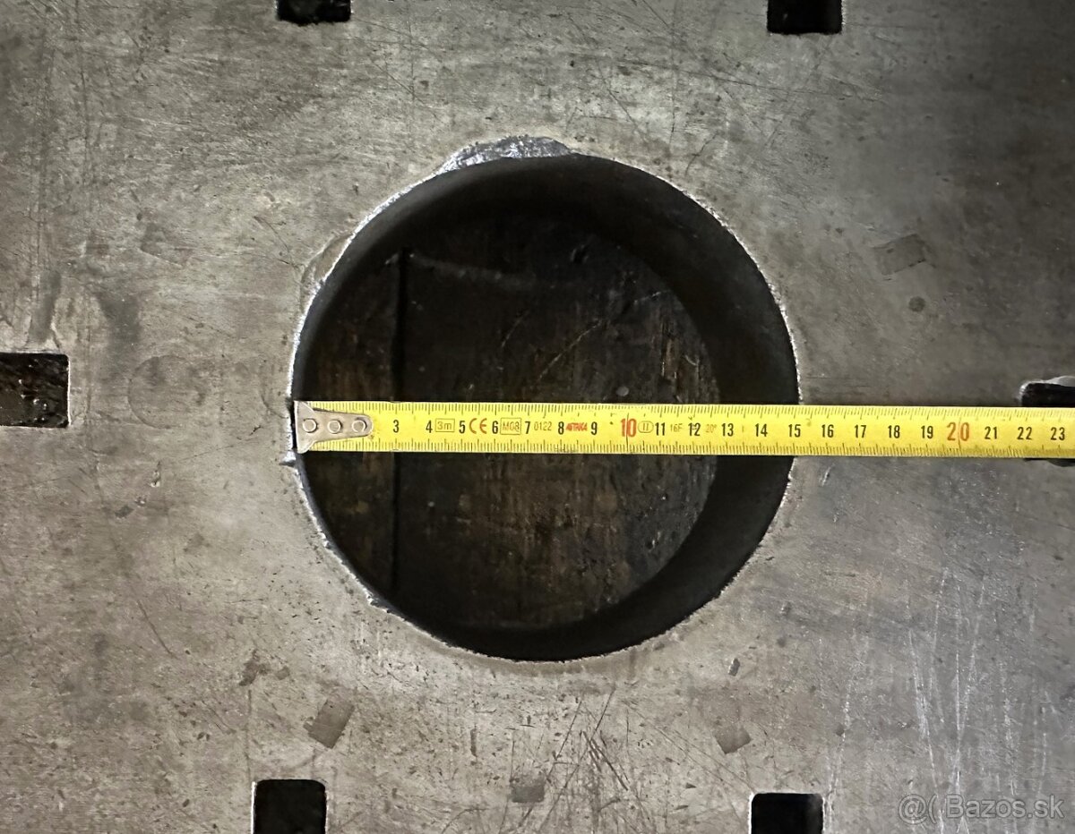 Deska litinová s T drážkami - 7