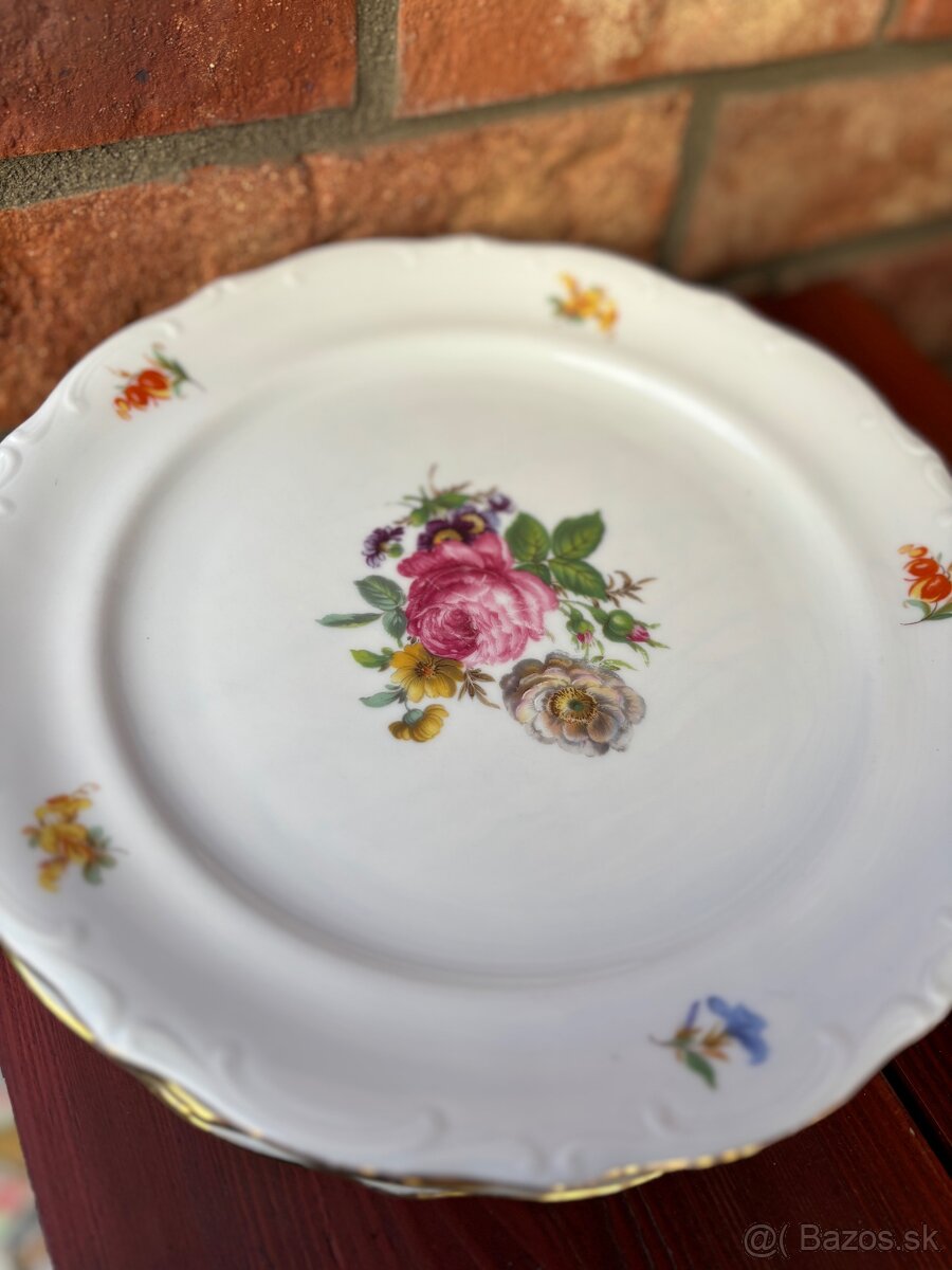 25 ks porcelánu - 7