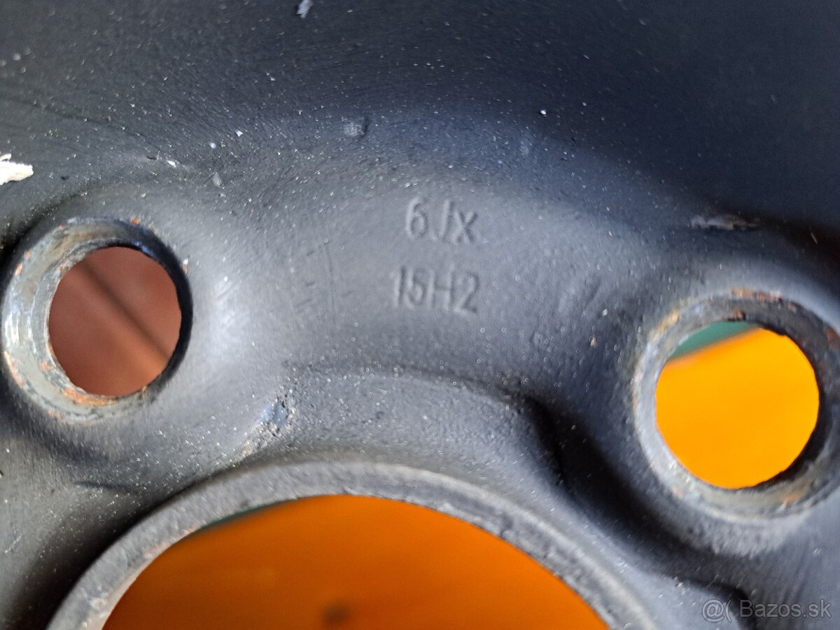 Plechové disky 5x100 R15 + puklice Sparco.. - 7