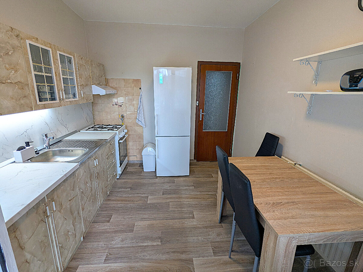 3 izbový čiast.rek., KVP, Klimkovičova, 71m2, LO, zariadený - 7