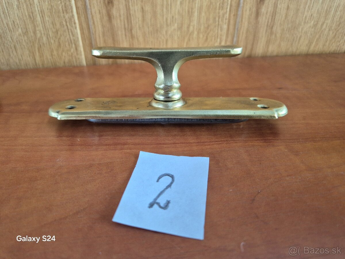 Mosadzné okenné kľučky - 7