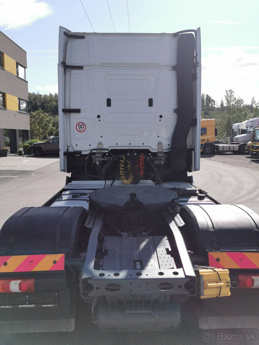 Prodám tahač MERCEDES-BENZ ACTROS 1848 E6 D jednokruh. hydr. - 7