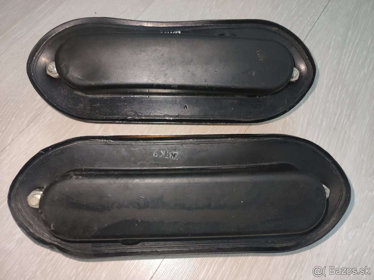 Zadné svetlá škoda 1202 - 7