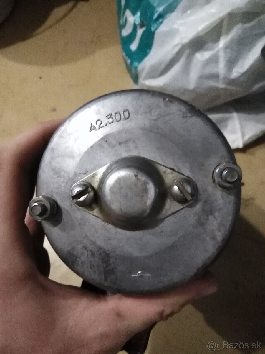 Predám originálny pôvodný uloženkovy nový štartér - 7